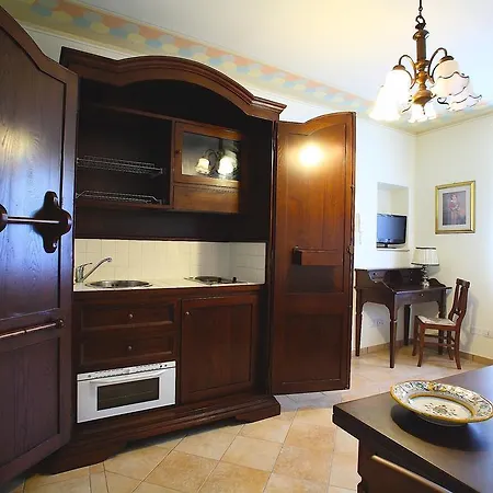 Panzió Residenze L'uncinaia House