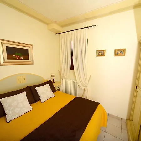 Residenze L'uncinaia House