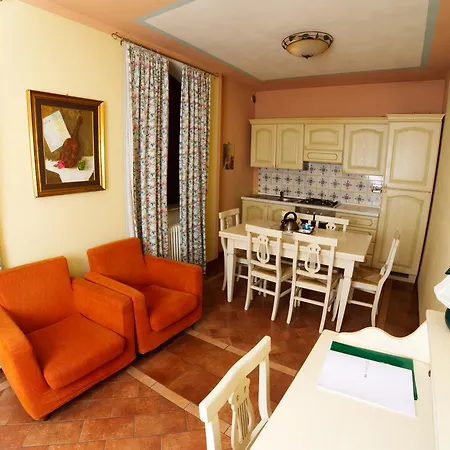 Residenze L'uncinaia House