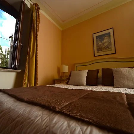 Residenze L'uncinaia House 4*