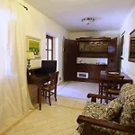 Panzió Residenze L'uncinaia House 4*