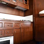 Couette-café Residenze L'uncinaia House 4*