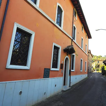 Residenze L'uncinaia House 4*