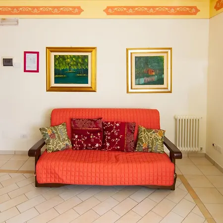 Bed and breakfast Residenze L'uncinaia House