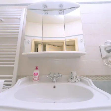 Residenze L'uncinaia House 4* Perugia