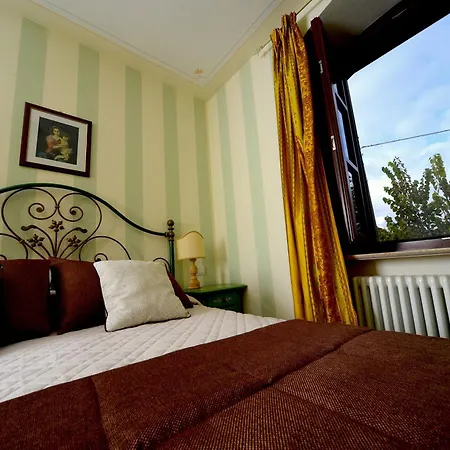 Residenze L'uncinaia House ペルージャ