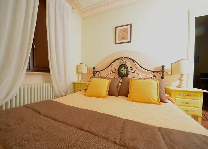 Bed & Breakfast Residenze L'uncinaia House Perugia