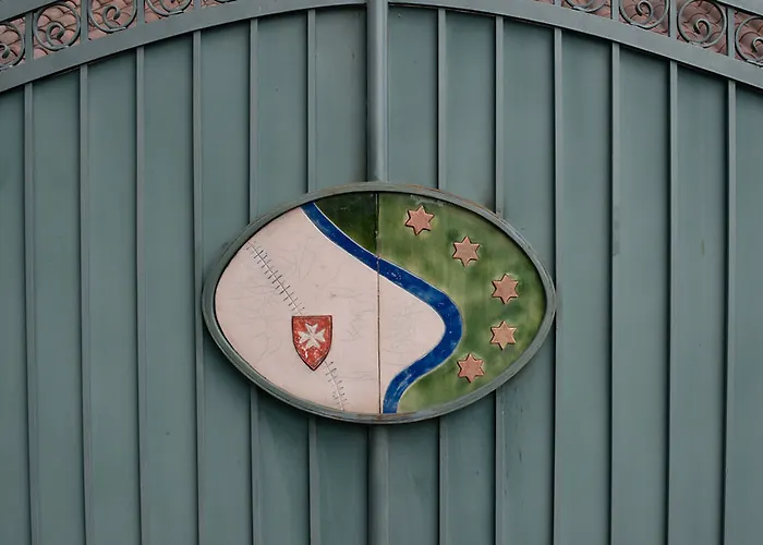 Residenze L'uncinaia House 4*