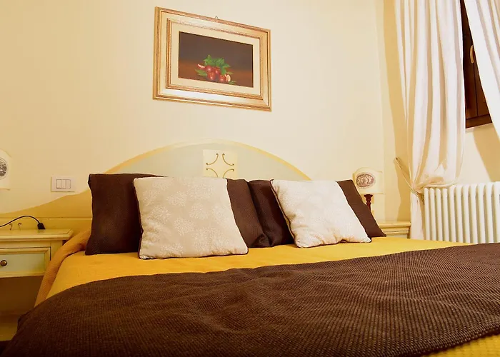 Alojamento de Acomodação e Pequeno-almoço Residenze L'uncinaia House Perúgia